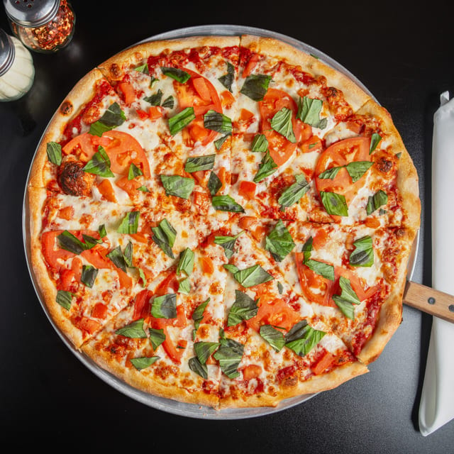 18" Margarita Pizza.