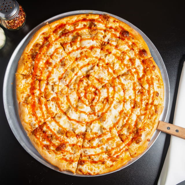 16" Buffalo Chicken.
